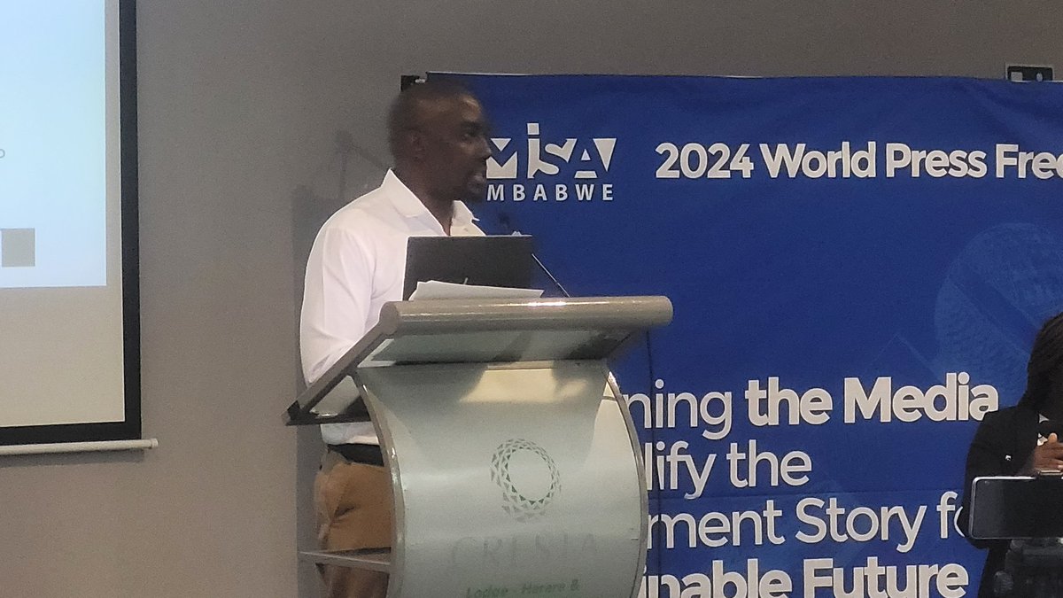 A rep from @ZELA_Infor emphasises the role of the media on information dissemination in telling the Environmental story. He says the media should play a watchdog role as well as proferrng solutions to the Environmental crisis @misazimbabwe @CorahOnline @EMAeep @OpenParlyZw