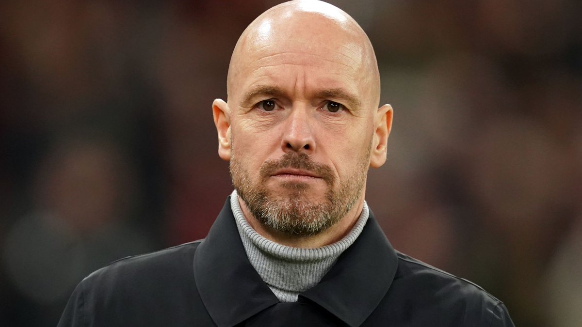 🚨 Manchester United are planning to stick with manager Erik ten Hag next season because of the lack of a clear alternative, along with the cost of sacking the Dutchman.

(Source: @TheAthleticFC)