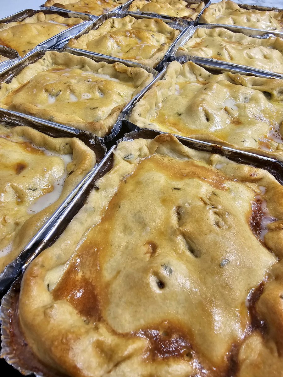 Pies pies and more pies!!🥧 We have steak, Stilton and mushroom pies available today🥧
