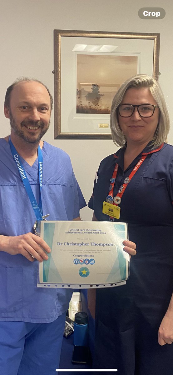 Presenting Dr Thomson with his well deserved staff award today, a true leader, driver and an inspiration to many! Thank you for everything you do for our unit and staff! @KayakCJThompson @SandraBarring12 @VickyGolden16