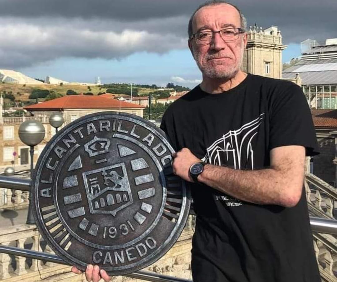 Faleceu o Saborido, un amigo, unha institución de Canedo.
Até sempre, amigo, deixas unha pegada fonda e indelébel en cantas te coñecemos. Permanecerás sempre en nós. <a href="/Quenmorreu/">A ver quen morreu</a>