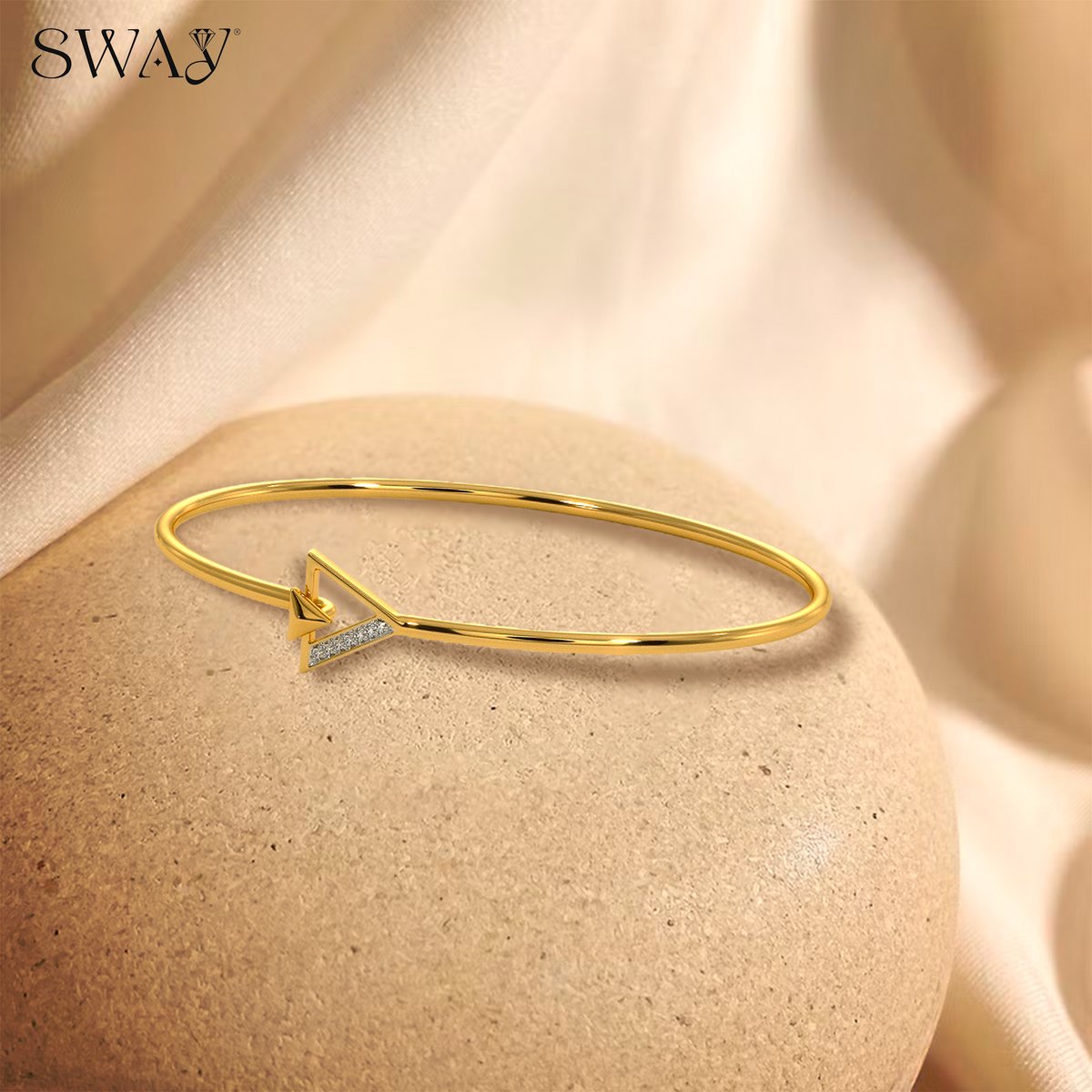 📷Trendy design meets the modern edge. With effortlessly chic designs, Sway Jewels's latest collection! 📷
Click on the link to shop: tinyurl.com/ycxuuay6
#chainbracelets #diamondbracelets #goldbracelets #jewelrytrends #jewelrydesigns #akshayatritya #sway #swayjewels