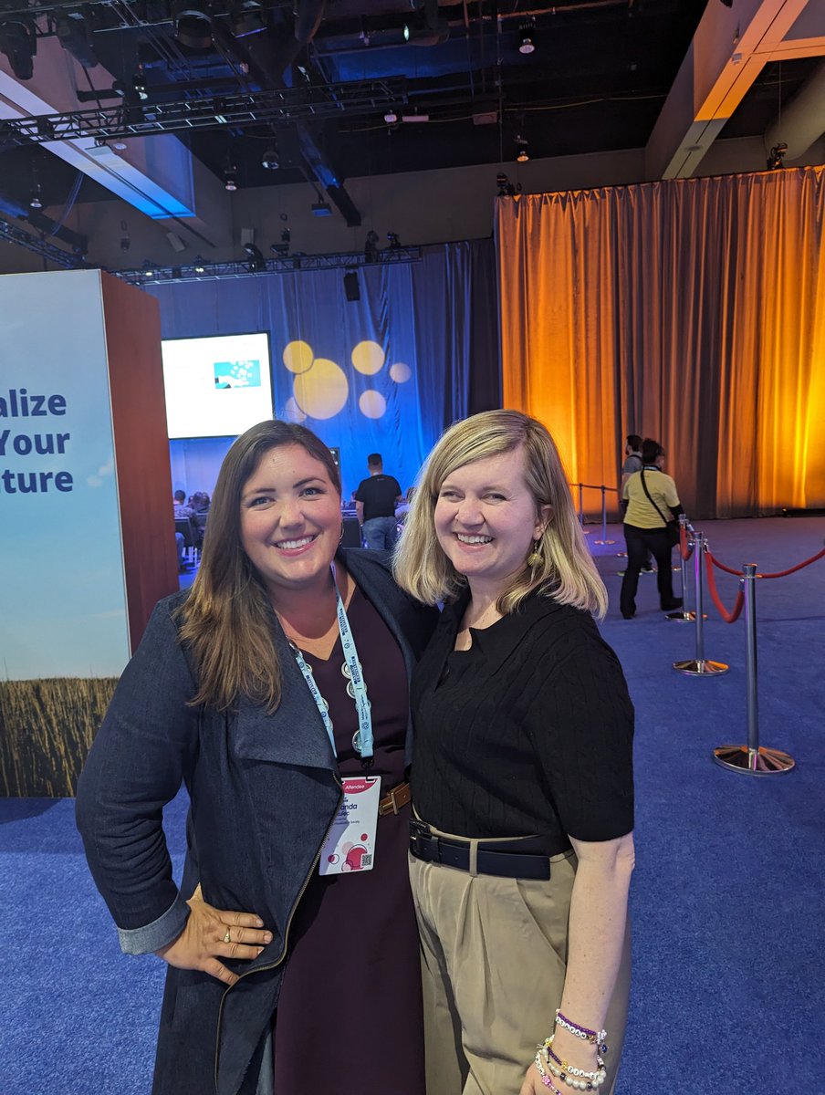 The absolute best part of any conference is the people, and #data24 did not disappoint. Thanks to all the old friends I got to hang out with and the new friends who came up and introduced themselves!