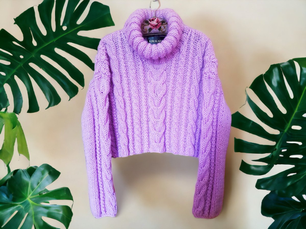 Turtle neck short sweater with long sleeves, cozy outerwear for women and teens tuppu.net/b5eaca7e #photooftheday #picoftheday #RoseDay #beautiful #love #tbt #artistaasiatico #woolsocks #instagood #AIPoweredS24 #VNeckHandKnit