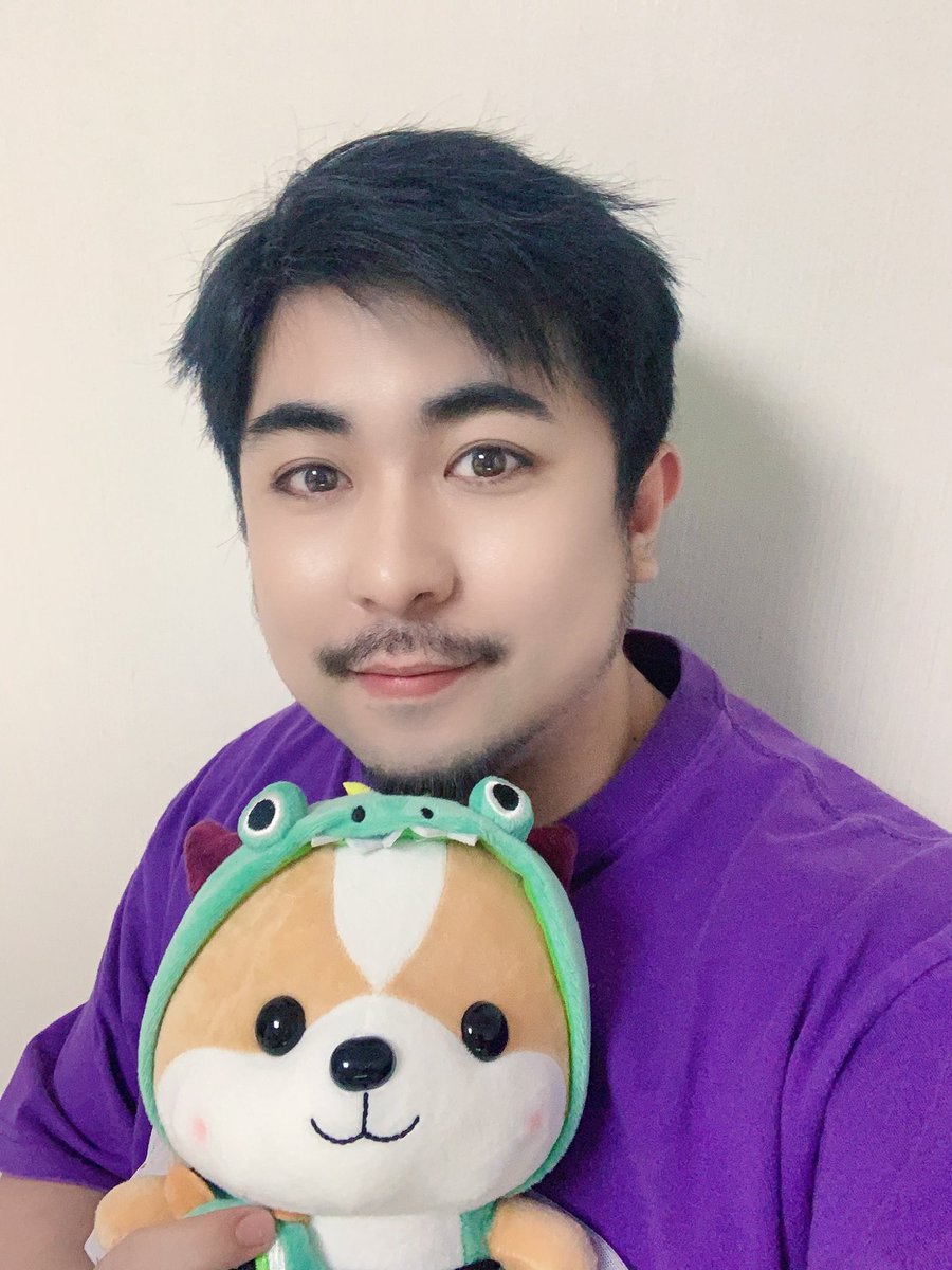 ProPandas_Cass's tweet image. It’s gonna be May😎💚#熊猫堂 #卡斯 #producepandas #cass #mybirthdaymonth