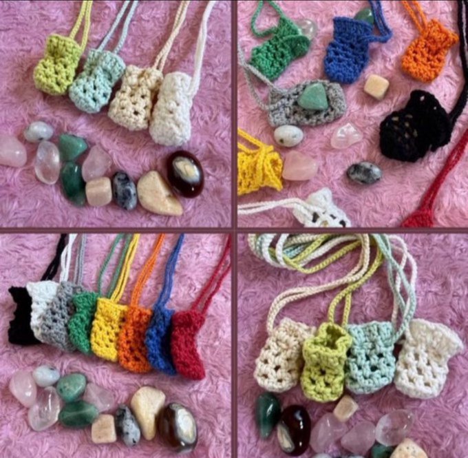 Crochet Drawstring Pendant Pouch Bag Pattern 🔮 keep your crystals or other trinkets close to your heart and adding a touch of magic to your style. An easy pattern that is quick to whip up and would make a thoughtful gift idea #MHHSBD #craftbizparty #earlybiz #UKMakers