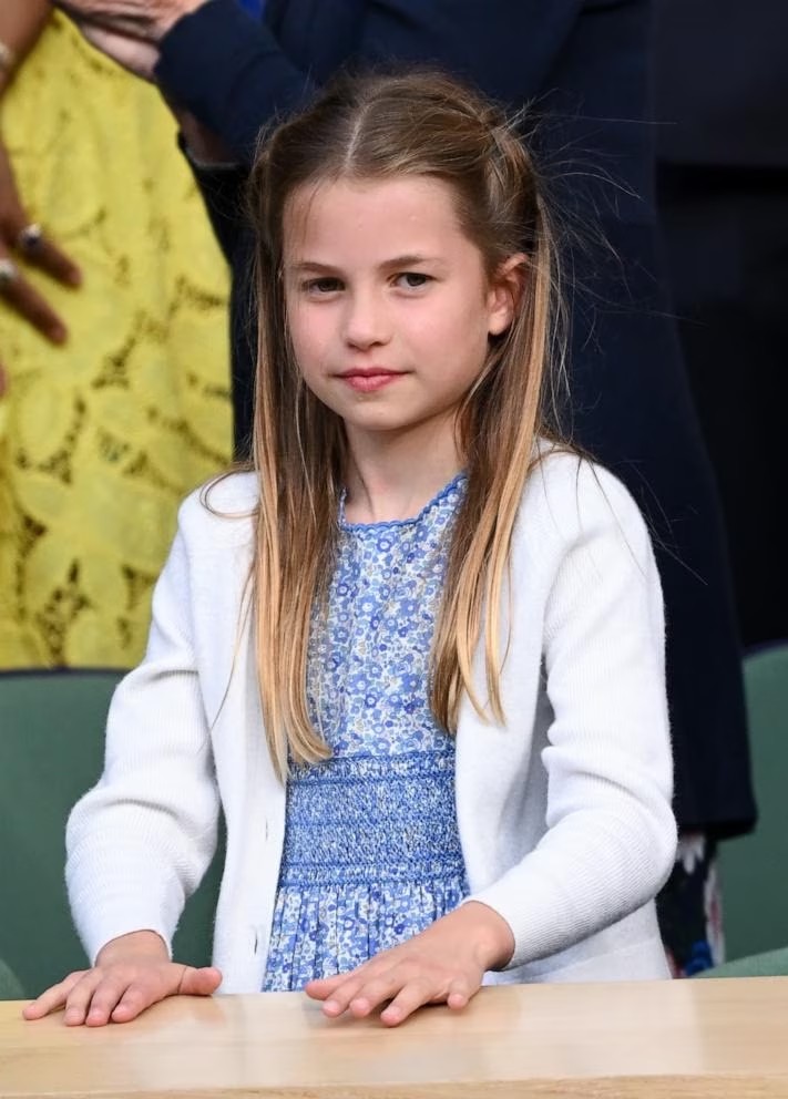 Happy 9th Birthday to Princess Charlotte! 🎉🎈🎁🎂

Here she is at Wimbledon last year.

📷 Karwai Tang/WireImage via Getty Images (from ABC.com)

#PrincessCharlotte