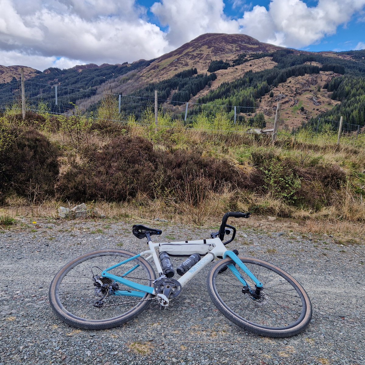 @PaulBrownKC @HackneyBikeFit @rogermerriman @NorthRoadCycles I'll second NorthRoadCycles..
Fantastic bikes and awesome people...build it how you want..I've got a Quest and it's fast on and off road and has loads of extra mounting points