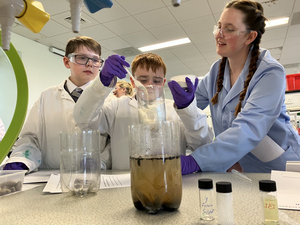 A great day of Practical sessions supporting the CHEM390 module with <a href="/AcademyStNics/">St. Nicholas</a> <a href="/uolivchemout/">uolivchemout</a> @LivuniSTEM <a href="/LivUni/">University of Liverpool</a>