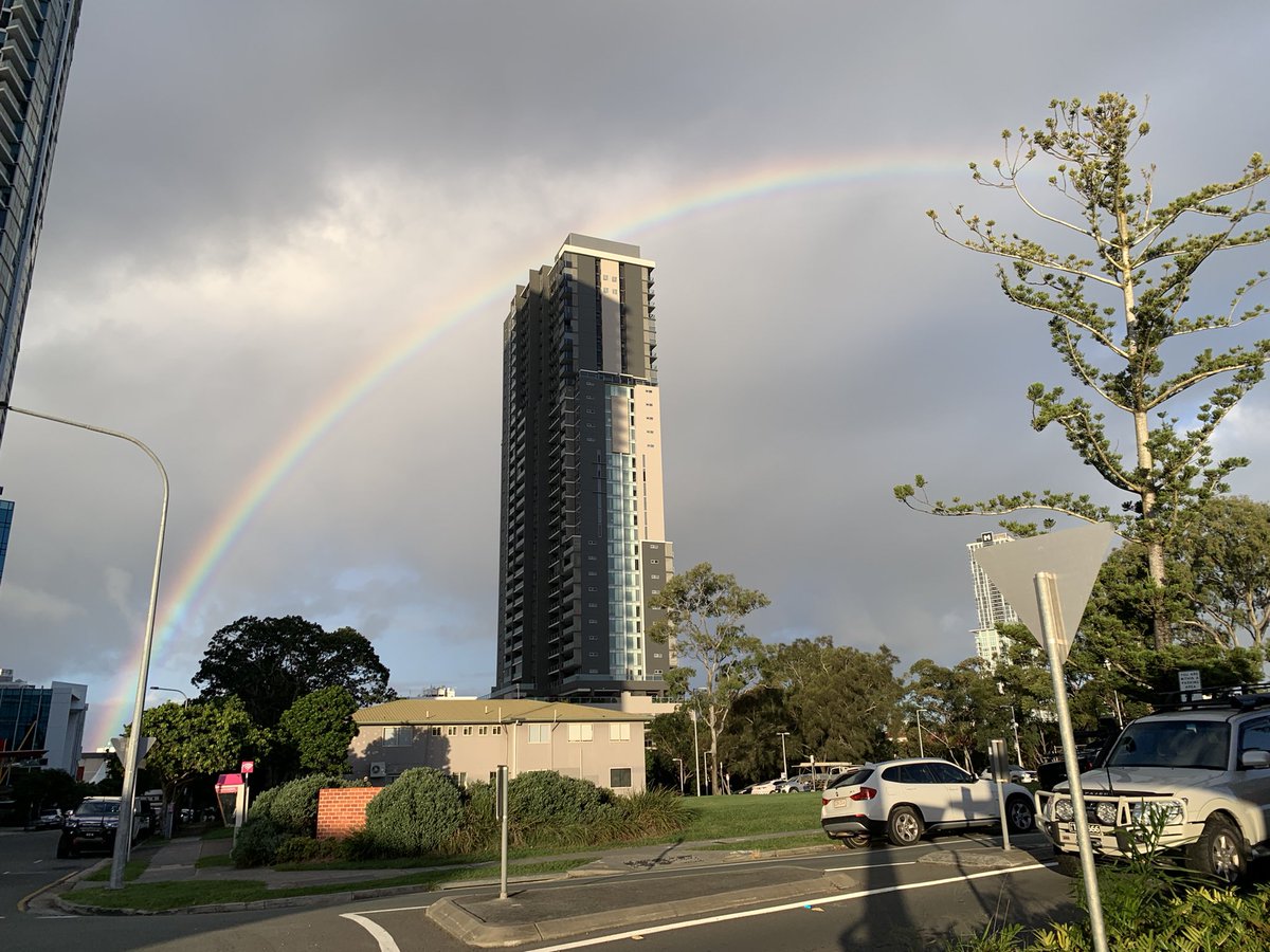 I've seen a rainbow in Australia three times.