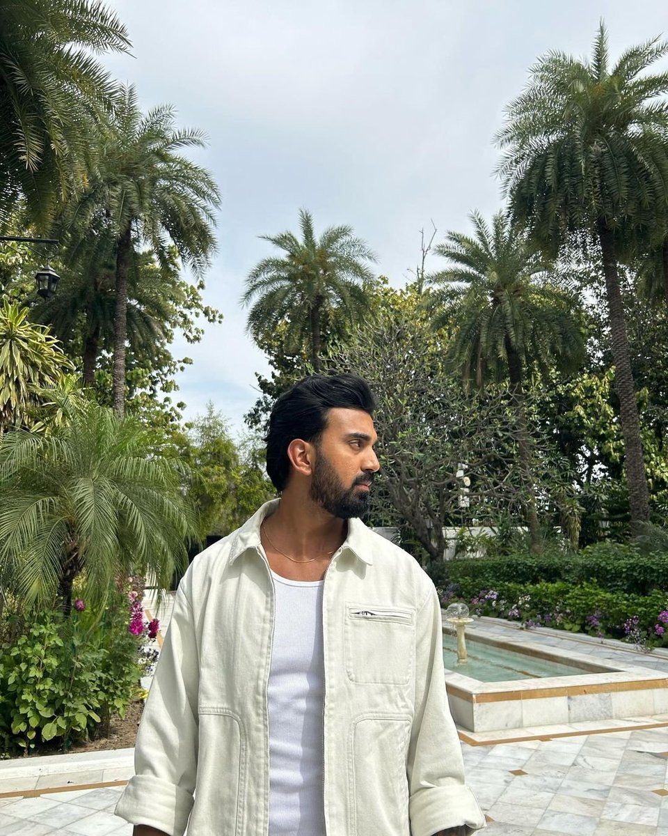 klrahul tweet picture