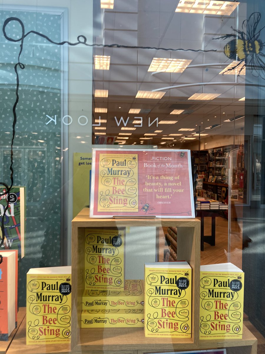 Buzzing!!!! that #TheBeeSting is @Waterstones fiction book of the month. A brilliant read - a tragic comic family saga that I couldn’t put down 🥳🐝📚💕pick up a copy today @waterstonesgy @PenguinUKBooks #booklovers 🐝