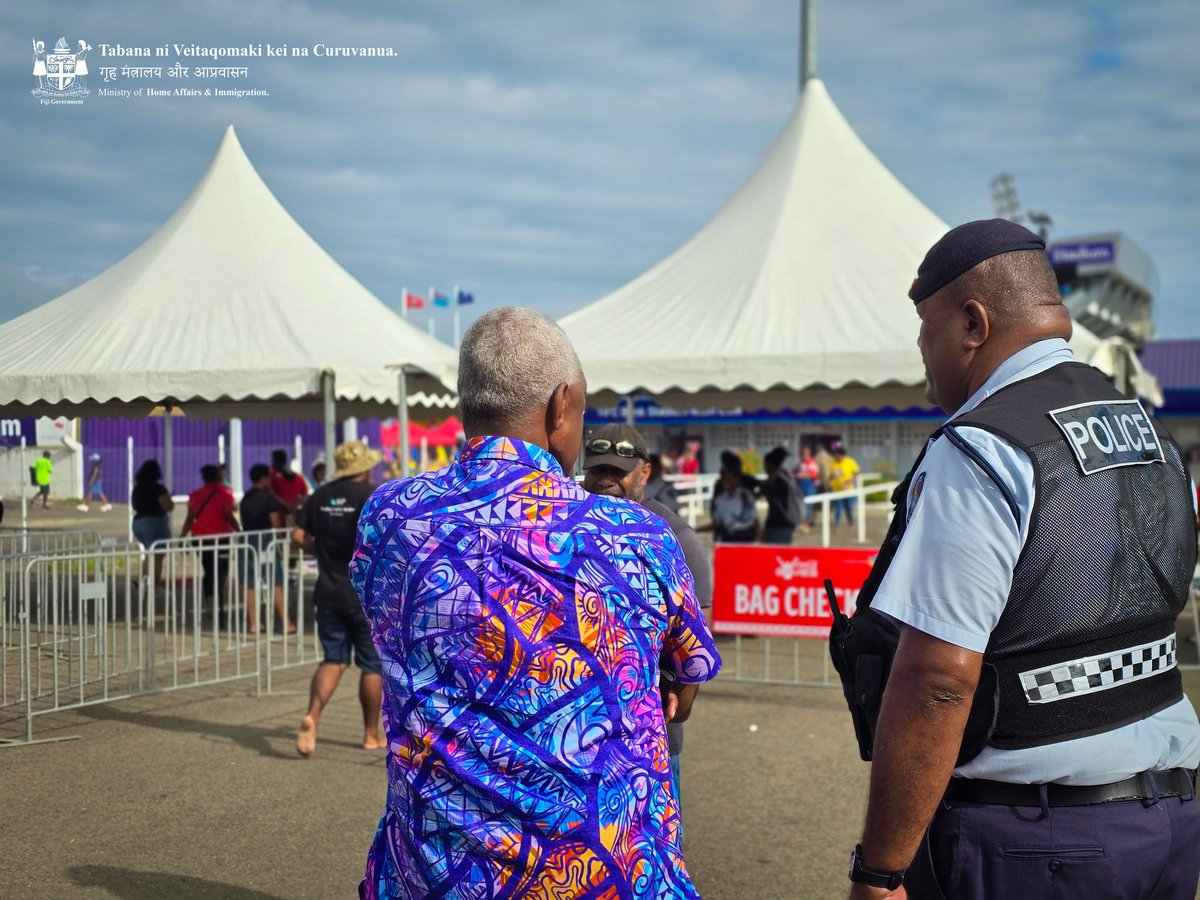 Checked in on the hardworking officers at Fiji Police Force working at the #Cokes24 games in Suva. 

Proud of the work they're doing to help keep the games #drugfree