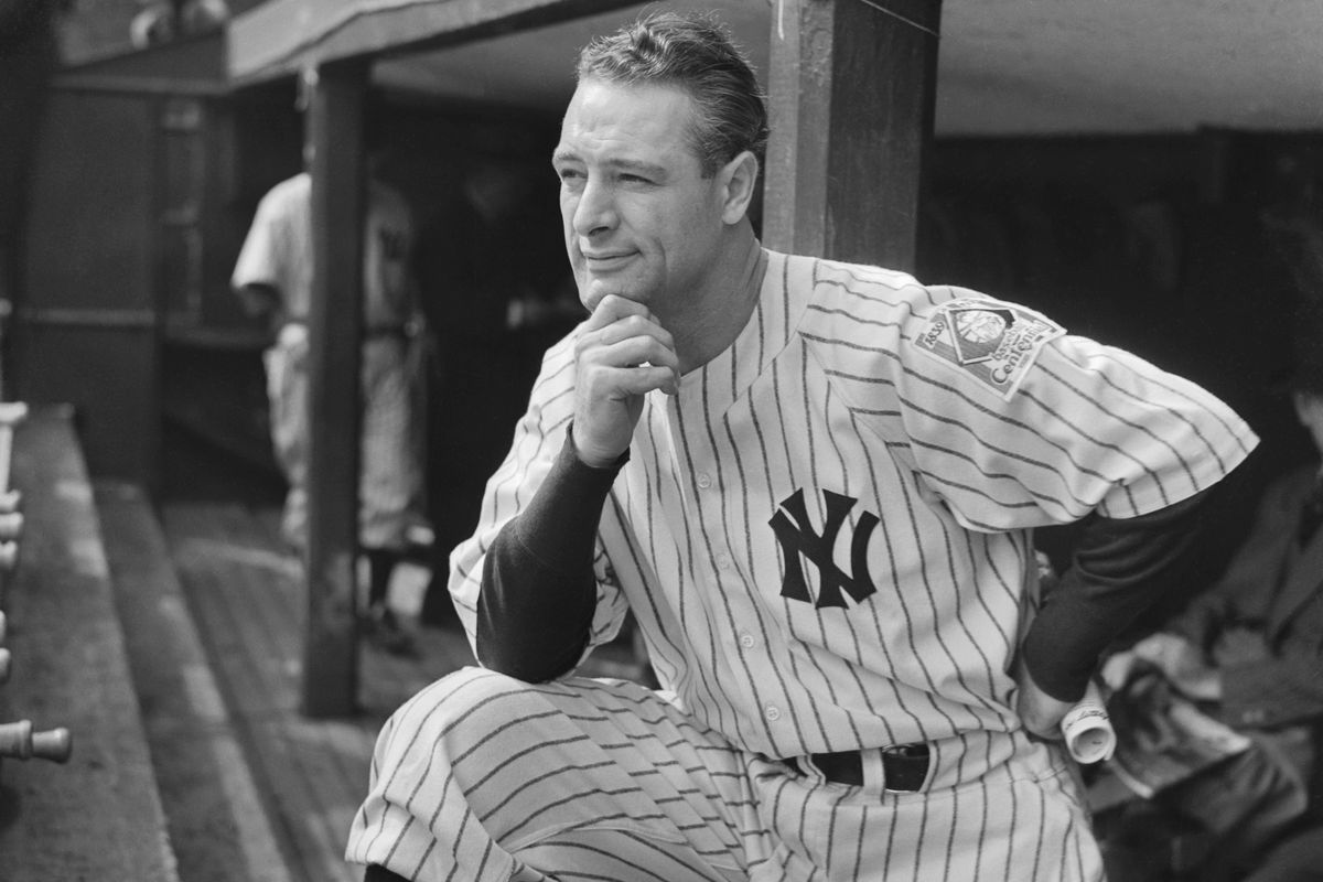 Today in history

On this day in 1939, Lou Gehrig's 2,130-game streak ended!

 #LouGehrig #BaseballHistory
