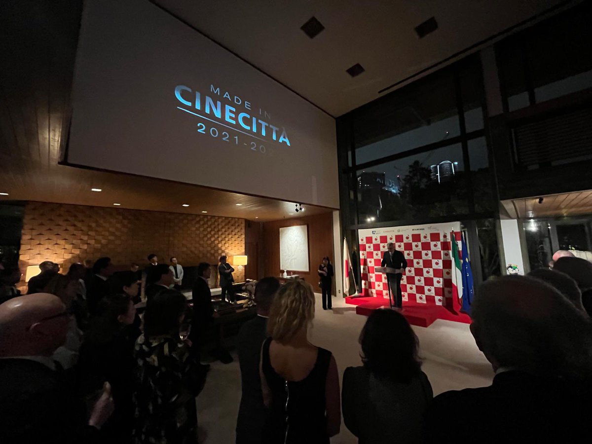 Il #FestivaldelCinemaItaliano con @Cinecitta e @asahi accende i riflettori a Tokyo sui migliori film 🇮🇹. Grande partecipazione e interesse di pubblico e industria 🇯🇵 in vista dell'entrata in vigore dell’accordo di coproduzione cinematografica. Buona visione e buon lavoro!