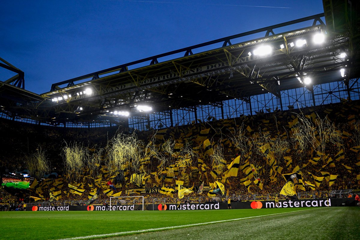 See what I mean? #BVBPSG