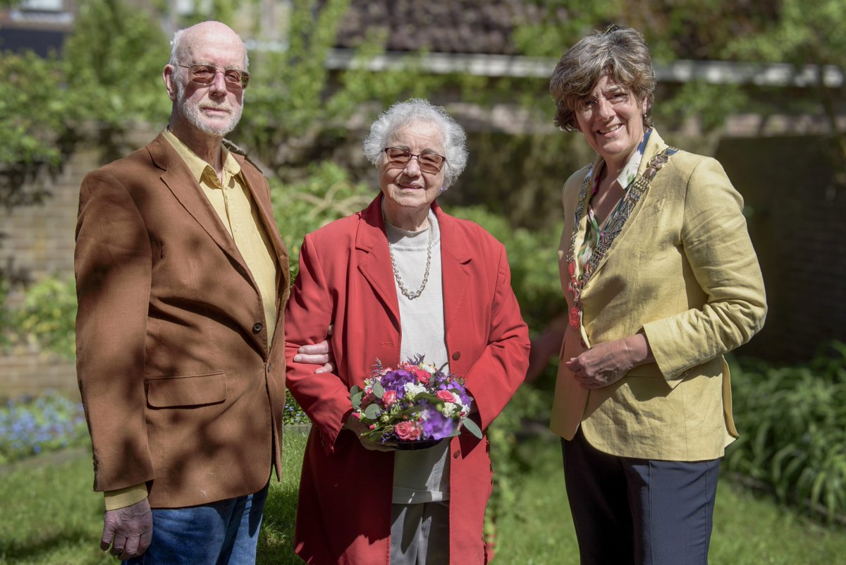 Echtpaar Breman-Niekerk 65 jaar getrouwd

bit.ly/3JNSLHC