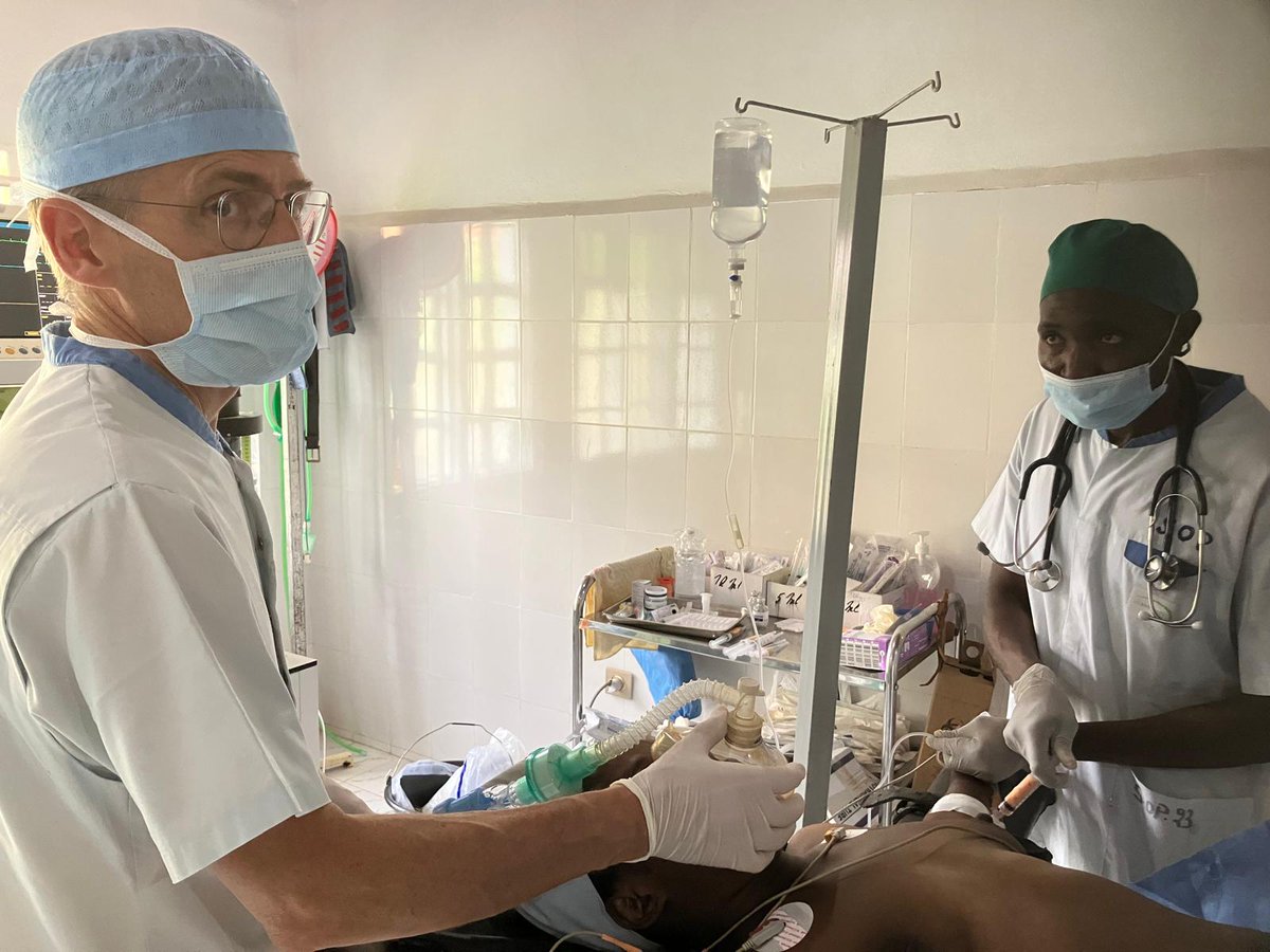 📍HGR Nyangezi – RDC Est
✅Renforcement des compétences & des activités chirurgicales
✅Une mission en immersion pour accompagner le staff dans de meilleures pratiques.
🙏🏽Merci à nos experts-volontaires
↪️C’est ainsi que MSV [@AZV_tweets] fait grandir les hôpitaux
#Healthforall