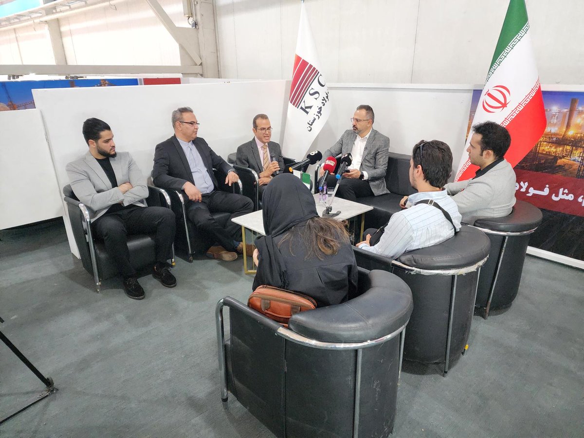 Tahran Fuarı'nda Khuzestan Steel’den Türkçe röportaj: Tahran’daki kalıcı uluslararası serginin ikinci gününde, İran İslam Cumhuriyeti’nin ihracat yeteneklerini sergileyen fuar, büyük ilgi gördü. dlvr.it/T6JKXf