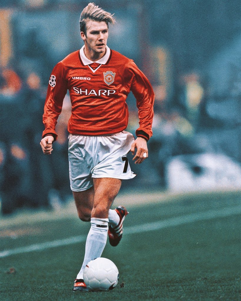 David Beckham turns 49 today! 

What a player