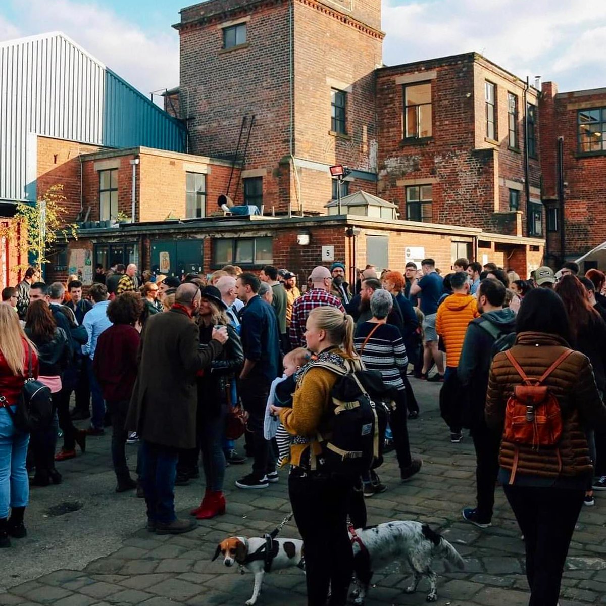 May is here, bringing a whole load of great #Sheffield events and festivals over coming weeks!

Starting this weekend - there’s the World Snooker finals, with the return of the @MarketPlaceEuro International Market in @sheffcitycentre, plus @openupsheffield, @peddlermkt and