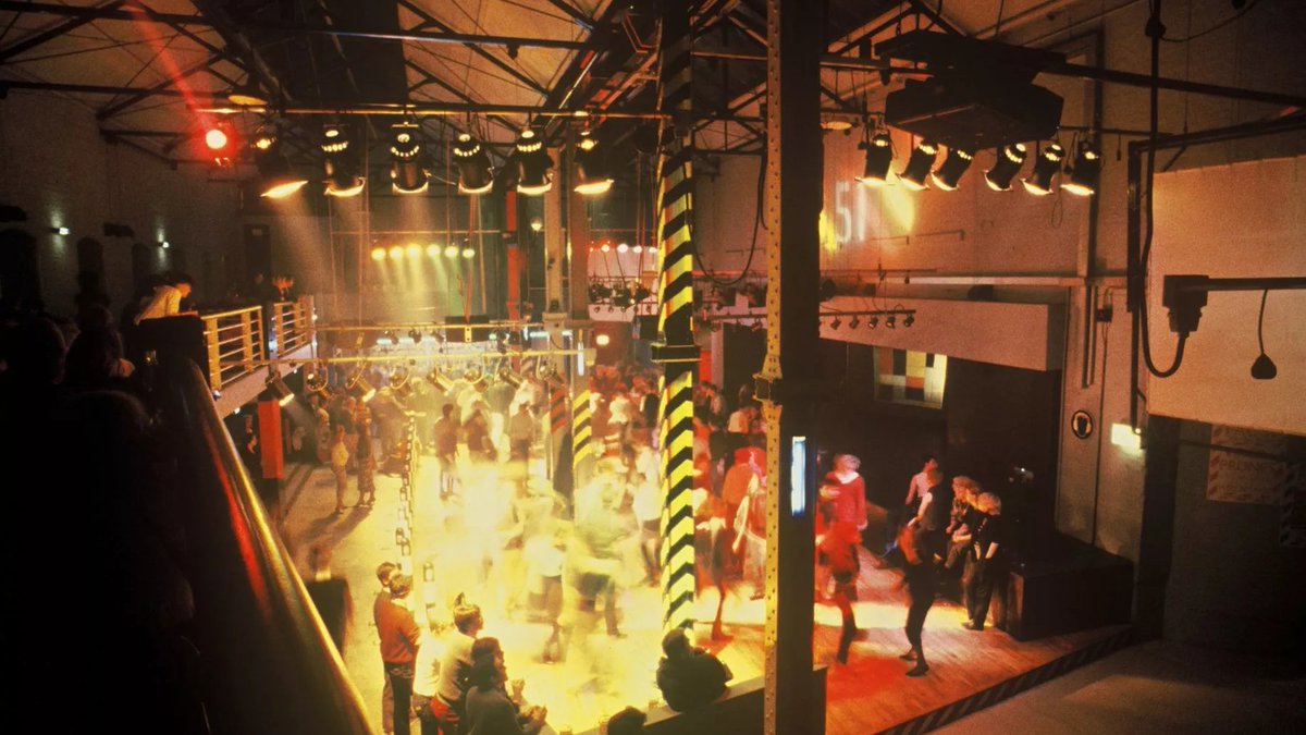 Murky memories of sweaty nights  - Hacienda bound. Thanks for the nostalgia trip @BBC6Music @laurenlaverne