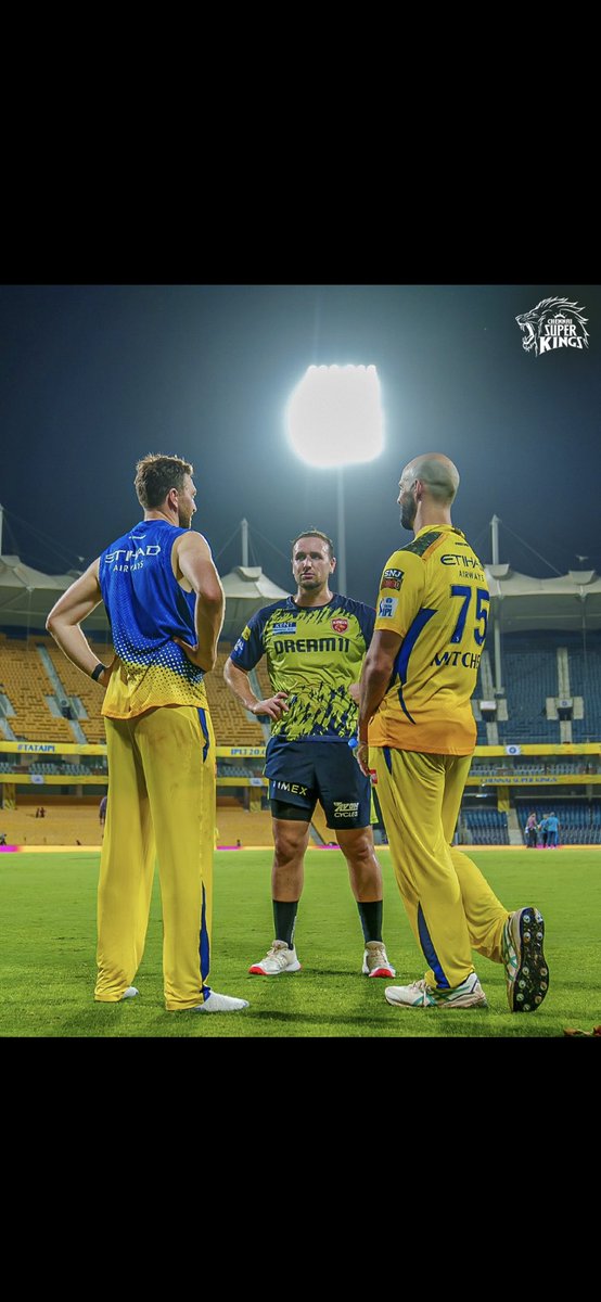 BCC 🤝 CSK 🧡💛