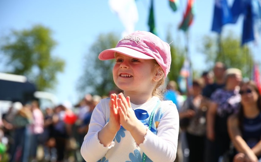 Am 1. Mai hat man in 🇧🇾#Belarus traditionellen Feiertag – Tag der Arbeit – gefeiert 👇 is.gd/Qa36Gb