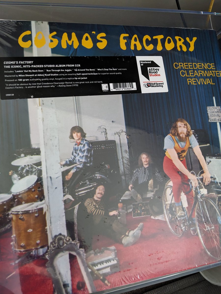 This one had been out of stock for so long I thought I'd missed out. Very pleased to get a copy yesterday! Another excellent cut by @Miles_Showell too! #vinylcommunity #vinylcollection #creedenceclearwaterrevival #ccr #cosmosfactory #halfspeedmastered