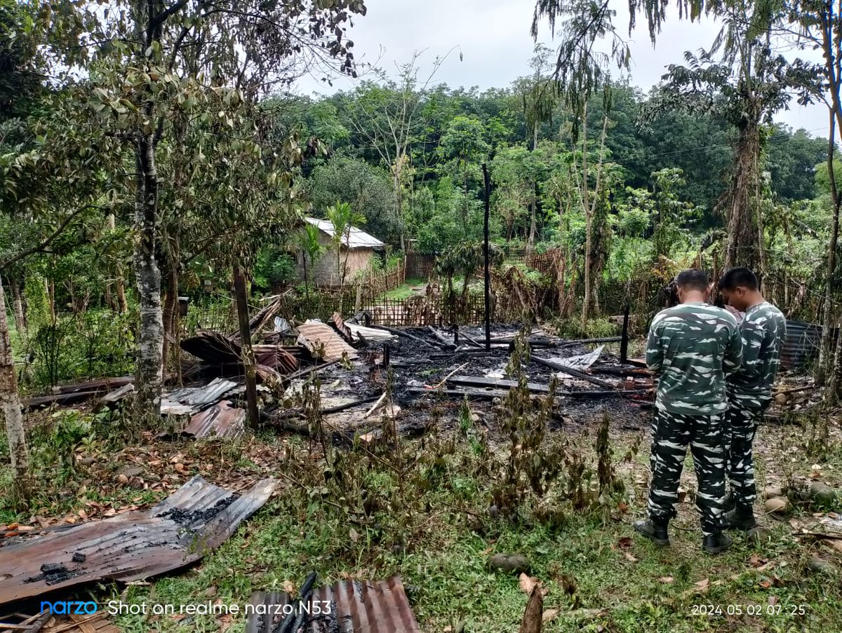 #MeiteiAtrocities persist through the ages. Despite torching Kuki-Zo homes and displacing thousands, @NBirenSingh militia burned two homes in Uchathol,Jeri dist last night. #WeWantJustice for this,else the public has the right to retaliate,and the govt must take responsibility.