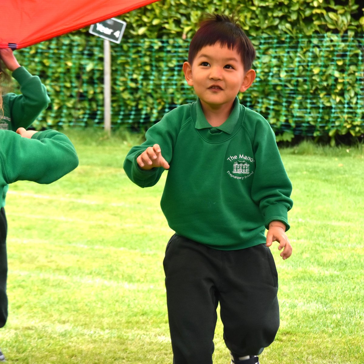 Nursery had a blast playing with a parachute!

#ManorPrep #independentschool #oxfordshire #earlyyears #nursery #play #learnthroughplay #fun