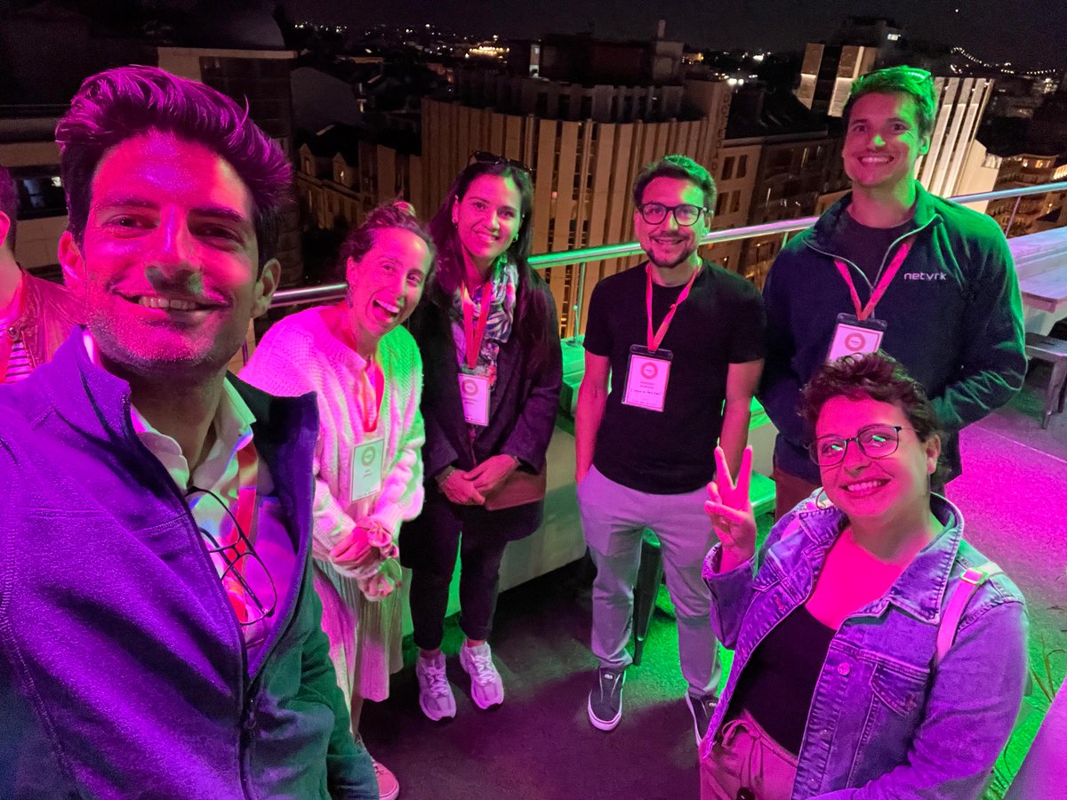Snaps from #SaaStockLocal Lisbon🤘 🇵🇹 From great sessions led by @audreymelnik & Bernardo Tavares, to buzzing networking, and even a rooftop party to round out the night, we expect nothing less from Lisbon's thriving SaaS community🤩 Voltamos a ver-nos em breve! #SaaS #meetup