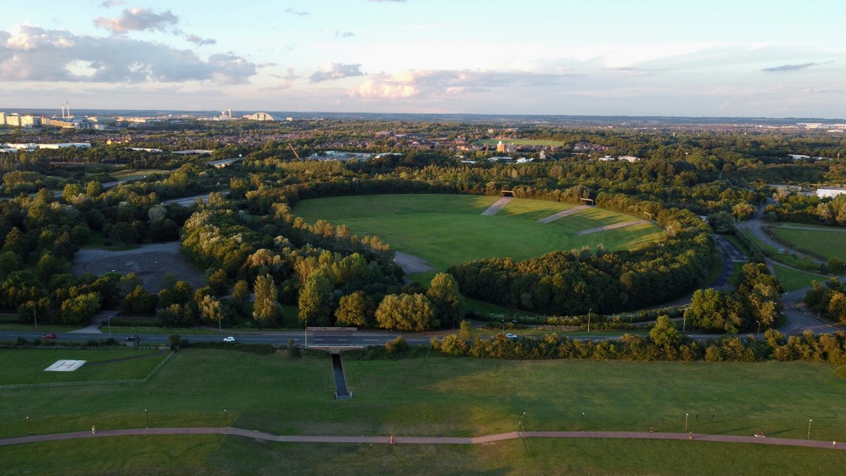 Happy #LoveMK Day! 🤗💙
We’re joining in with the annual celebrations of all things Milton Keynes and we couldn’t be more excited!
Be sure to get involved in the fun and tag us in any Love MK pictures at Hotel La Tour and Sky Bar Fourteen!
#HotelLaTour #MiltonKeynes