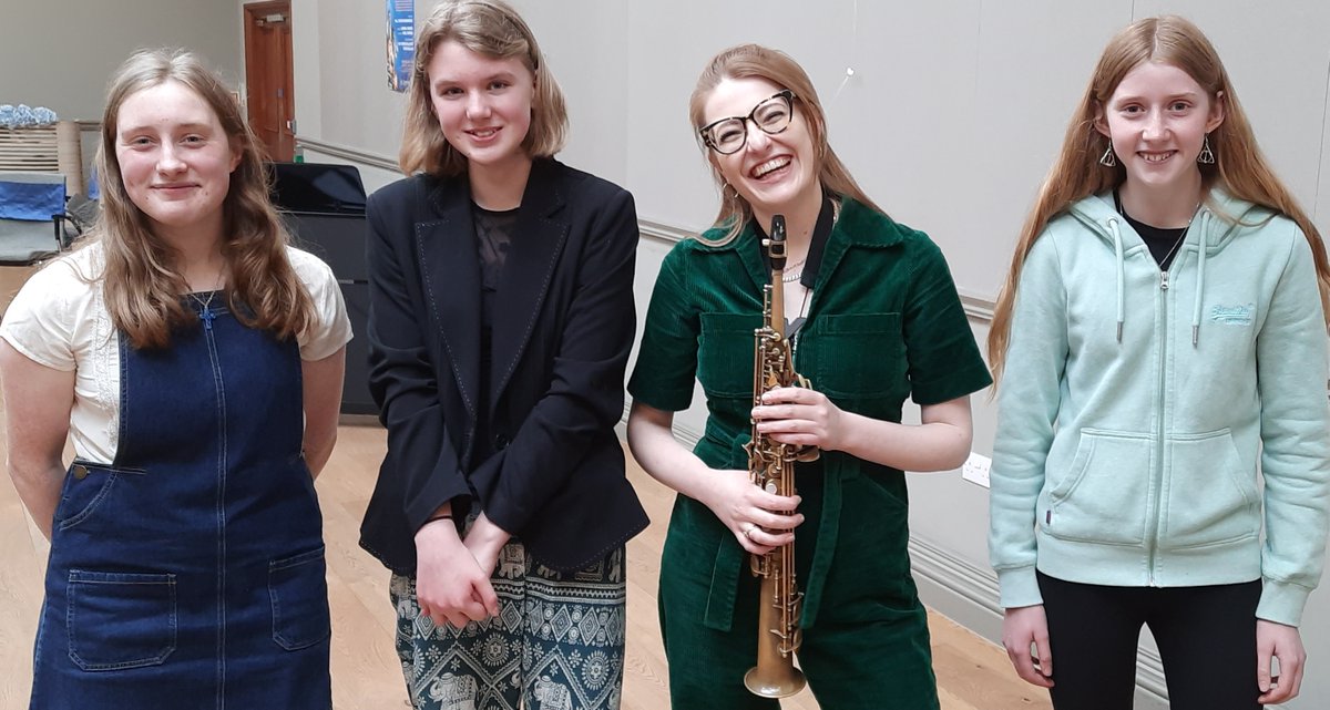 Chase students in masterclass with award-winning saxophonist! Check out our latest news article chase.worcs.sch.uk/school-life/ne… @chasemusicdept @JessGillamSax