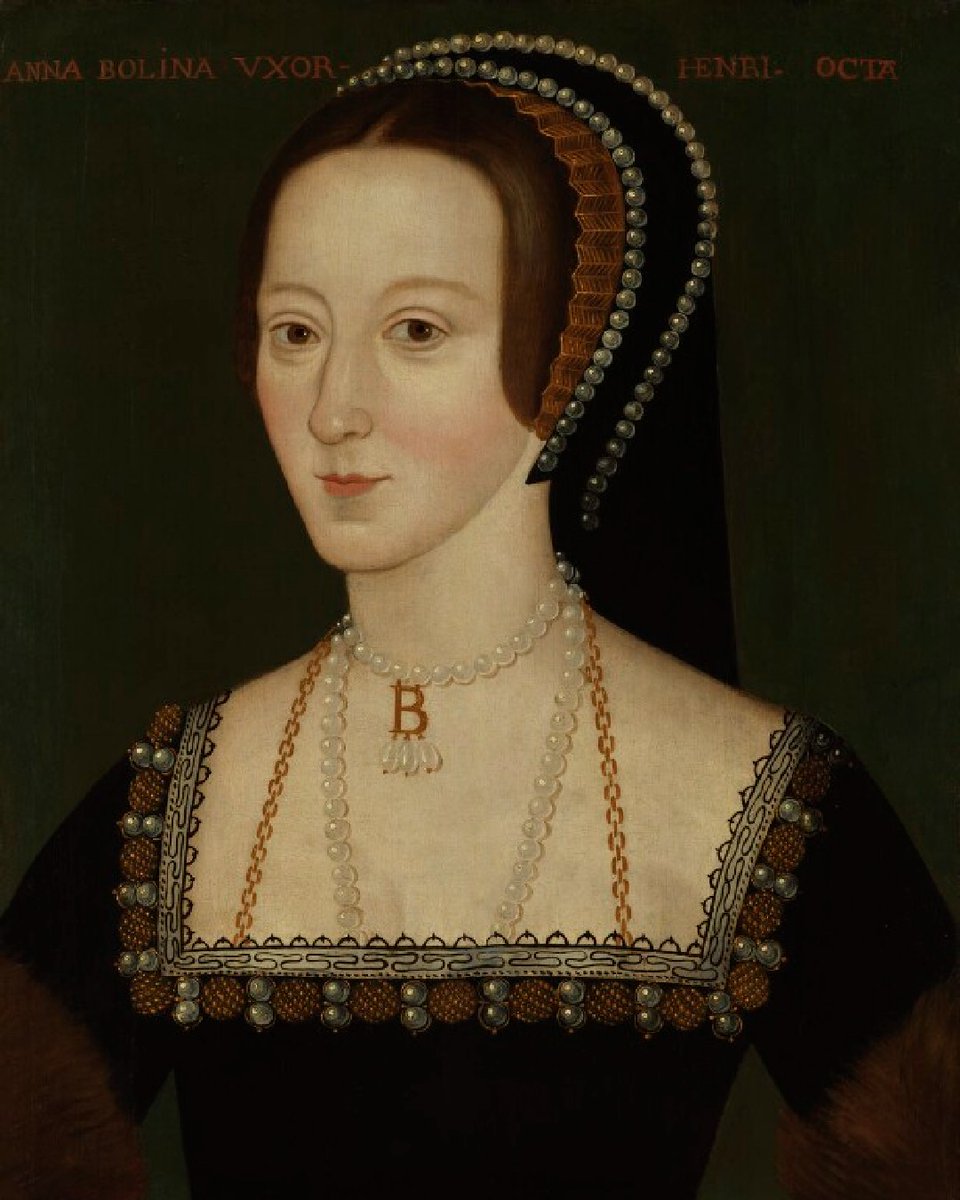 #Onthisday in 1536 Anne Boleyn was arrested and taken by barge to the Tower of London, arriving at the private postern gate 🏰 She was imprisoned in the same royal apartment where, just three years before, she had awaited her coronation 👑 🎨 ©National Portrait Gallery, London
