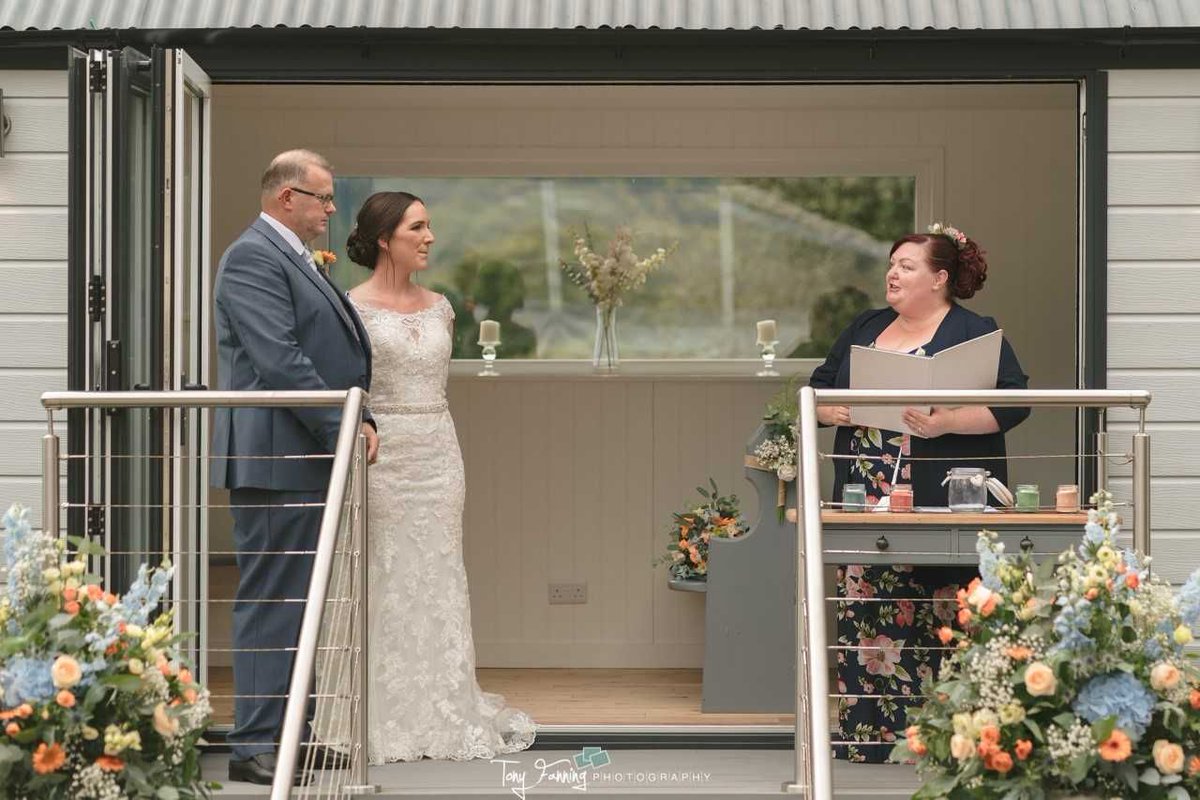 💖 With her professional yet down-to-earth approach, Sarah of Ceremonies with Personality will guide you through crafting a ceremony that reflects you, your passions, and everything that makes your bond one-of-a-kind. 🌟

thecompleteweddingdirectory.co.uk/CeremoniesWith…

#weddingcelebrant #civilcelebrant