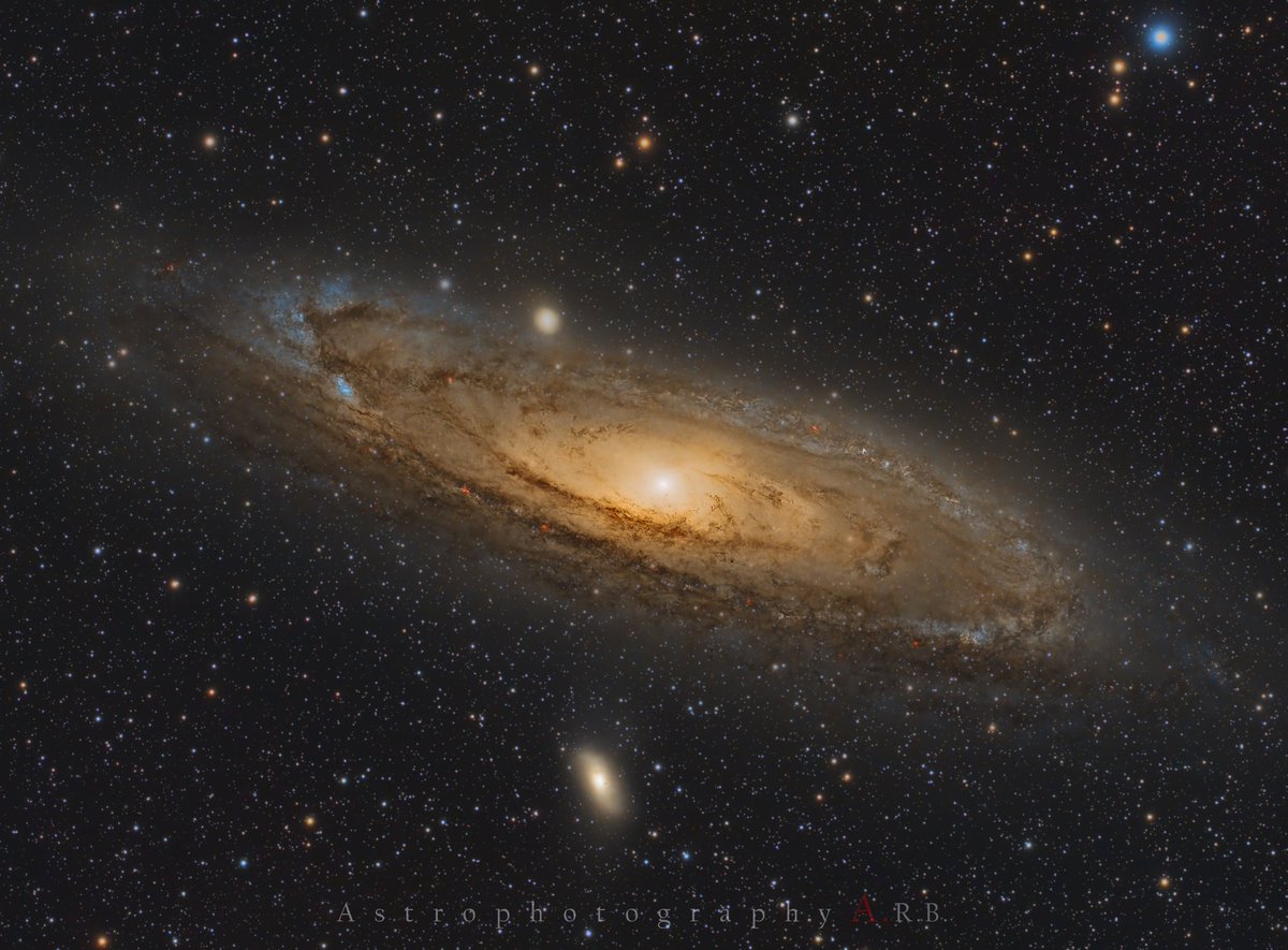 Messier 31, gran galaxia de Andrómeda, nuestra vecina,  se encuentra a 2,5 millones de años luz, en la constelación de  Andrómeda. 
#cielosESA #Astrophotography #astronomy #Askar #Zwo #Sky #Skywatcher