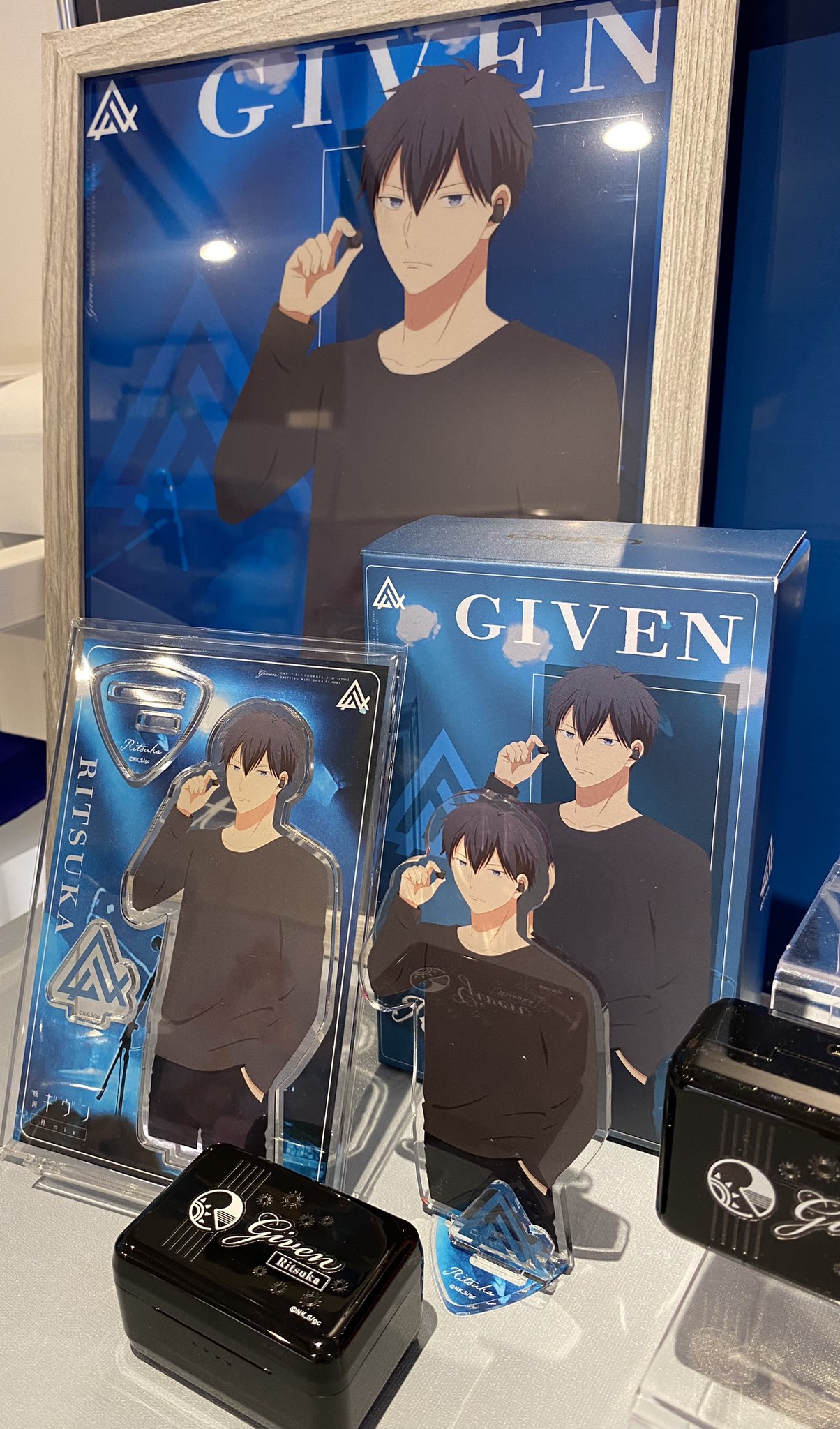 GIVEN ワイヤレスイヤホン Ritsuka 限定品（GIVEN ワイヤレス