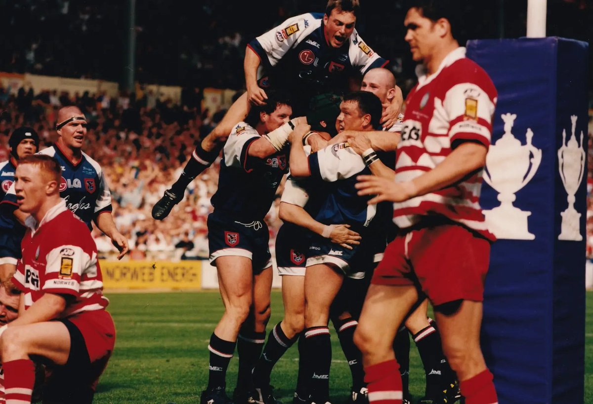 🙌 26 years ago today, we beat @WiganWarriorsRL 17-8 to lift the Challenge Cup at the old Wembley Stadium. 

📅 Today we celebrate one of the biggest achievements in the history of this club. 

#StrongerTogether #40Years