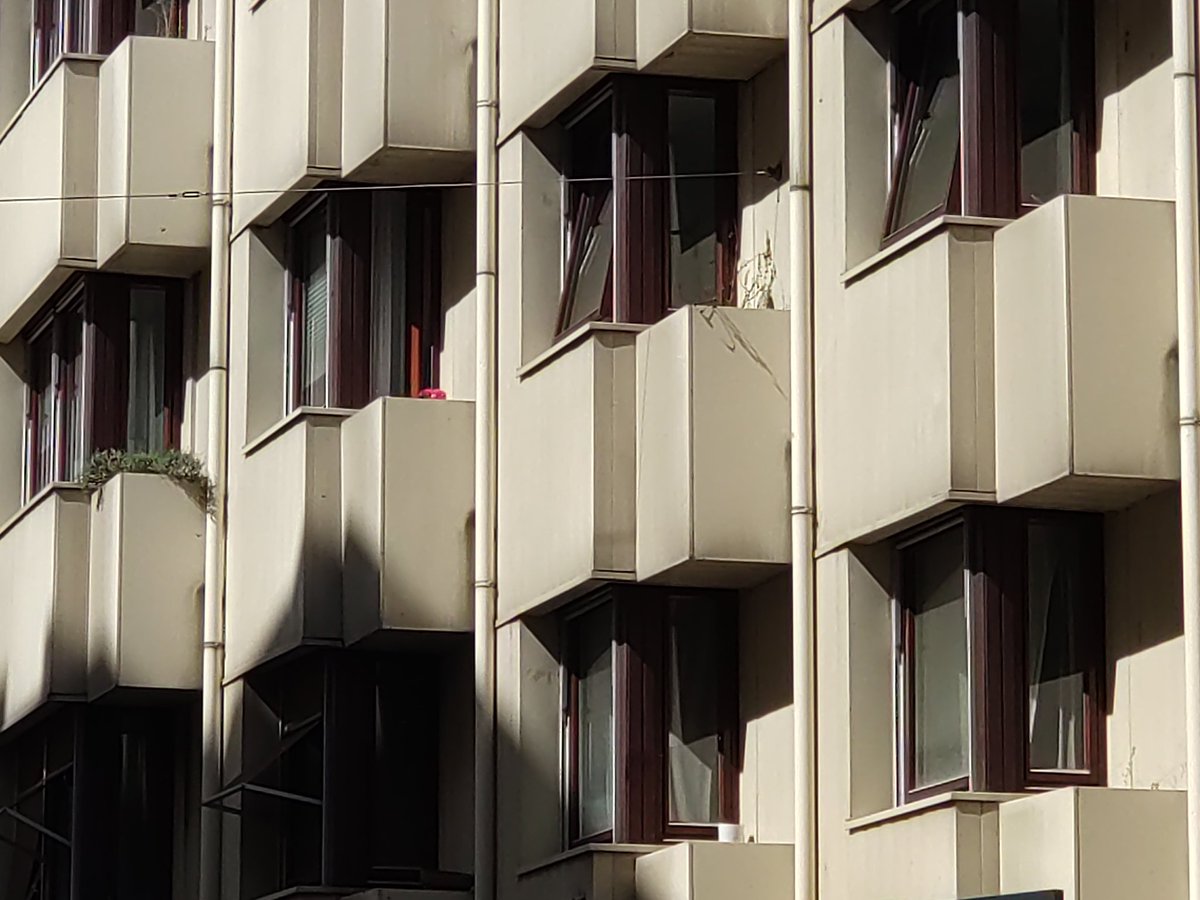 The weight of modern #architecture #Windows of #Vienna #WienWienSituation 
@StormHour @ThePhotoHour @antonbeletskii