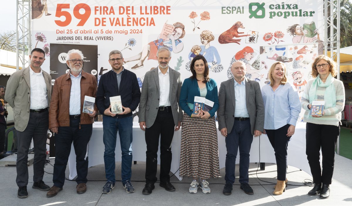 🏛️📚 Atenció, escriptores i escriptors! 👉🏼 Llancem un premi de literatura de no ficció i un altre d'assaig basats en Memòria Democràtica. 📖🎖️ Cadascun dels guardons comptarà amb una assignació de 6.000 euros. ➕ℹ️ dival.es/sala-prensa/co…