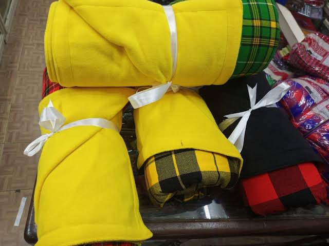 Maasai Shuka Blankets with Fleece! Light Fleece 2500kshs Heavy Fleece 3400kshs They can be branded with your favorite message ✨ We do Same Day Delivery 🗣️ WhatsApp 0788588022 #MaasaiShuka #BrandedMaasaiShukaBlankets #Souvenirs