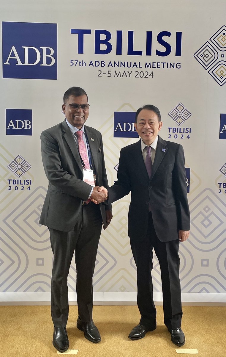 Pleased to meet the ADB President, Mr. Masatsugu Asakawa at the 57th ADB Annual Meeting in Tbilisi, Georgia. We discussed among others the new 2024 - 2028 Country Partnership Strategy (CPS) which will guide ADB's operations in Fiji ⁦@ADB_HQ⁩ ⁦@ADBPresident⁩