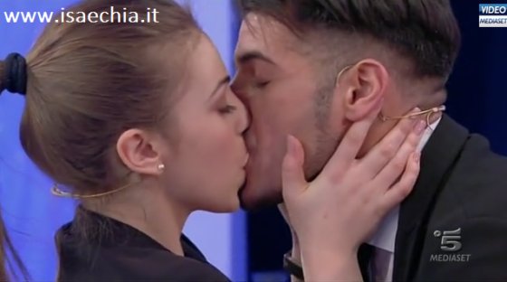 Comunque una situazione del genere era successa anche con Aldo e Alessia ma Alessia smontò mari e monti per difendersi, Mario invece non sta facendo nulla per farsi credere #uominiedonne