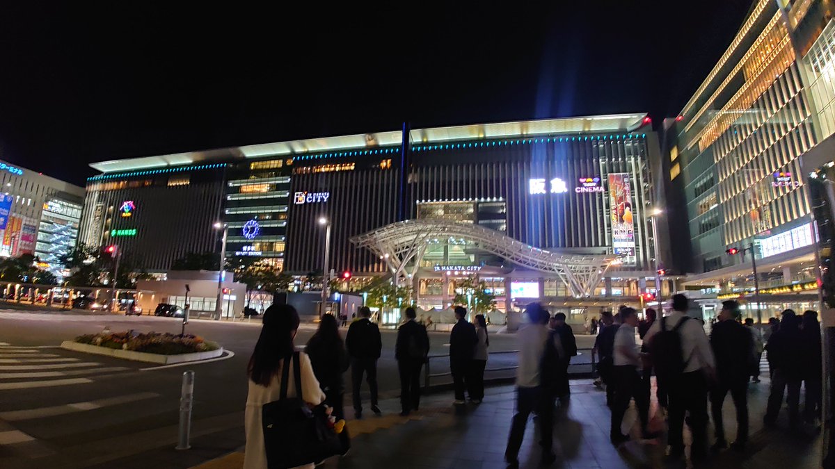 ふつうに西鉄のが近いけどJR乗りたいがために博多駅まで歩いた