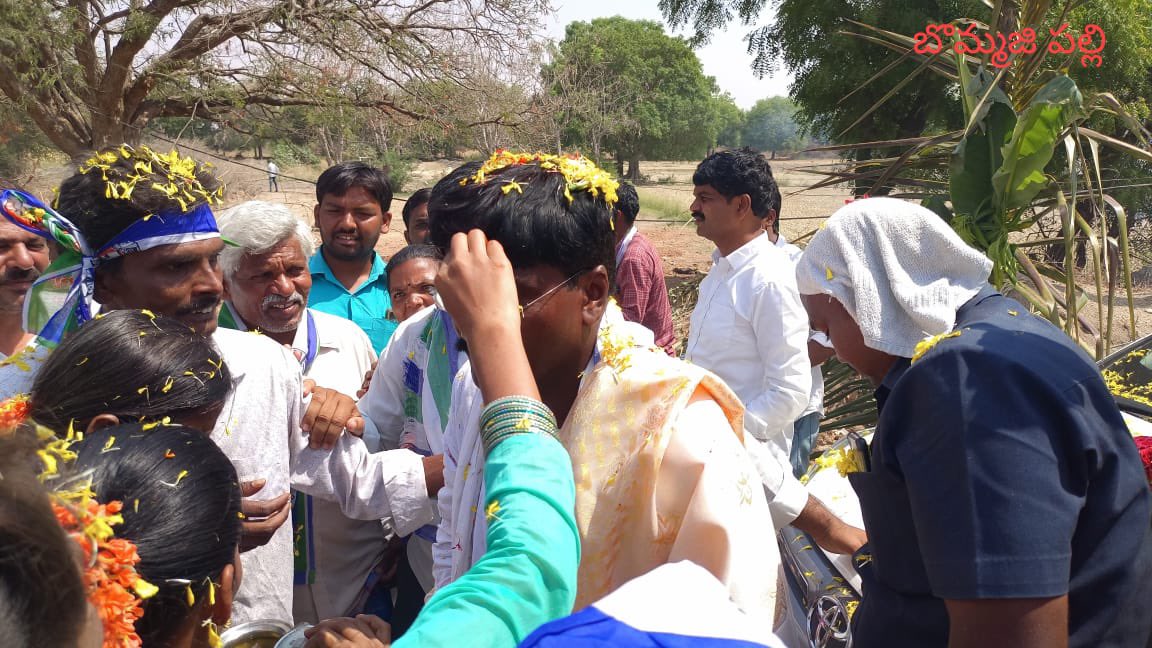 అనంతపురం పార్లమెంట్ సభ్యులు కళ్యాణదుర్గం నియోజకవర్గ వైఎస్ఆర్ సీపీ ఎమ్మెల్యే అభ్యర్ధి #డా_తలారి_రంగయ్య గారు (2/2)