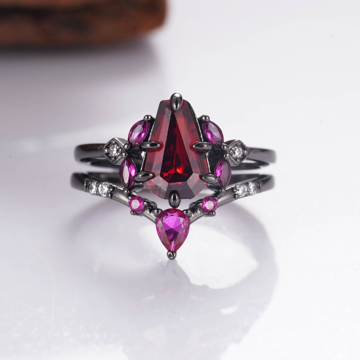 Skye Coffin Deep Red Garnet Ring Set Gothic Pink Sapphire Black Sterling Silver Engagement Ring For Woman Unique Gothic Promise For Her tuppu.net/61ccc75f #Etsy #KherishJewelry #GirlfriendGift