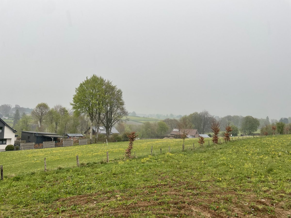 #vrtweer #weerfoto #nwbnlx @buienradarBE Wirtzfeld 15u00 (onweer)