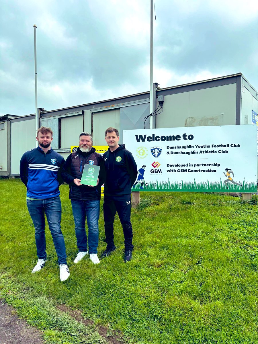🙌 Congratulations to @dunsyouthsfc & especially David Quinn getting the FAI Club Mark over the line. Clubs are assessed on 3 categories. ✅ Governance & Administration ✅ Player & Coach Development ✅ Creating Opportunities to play the game