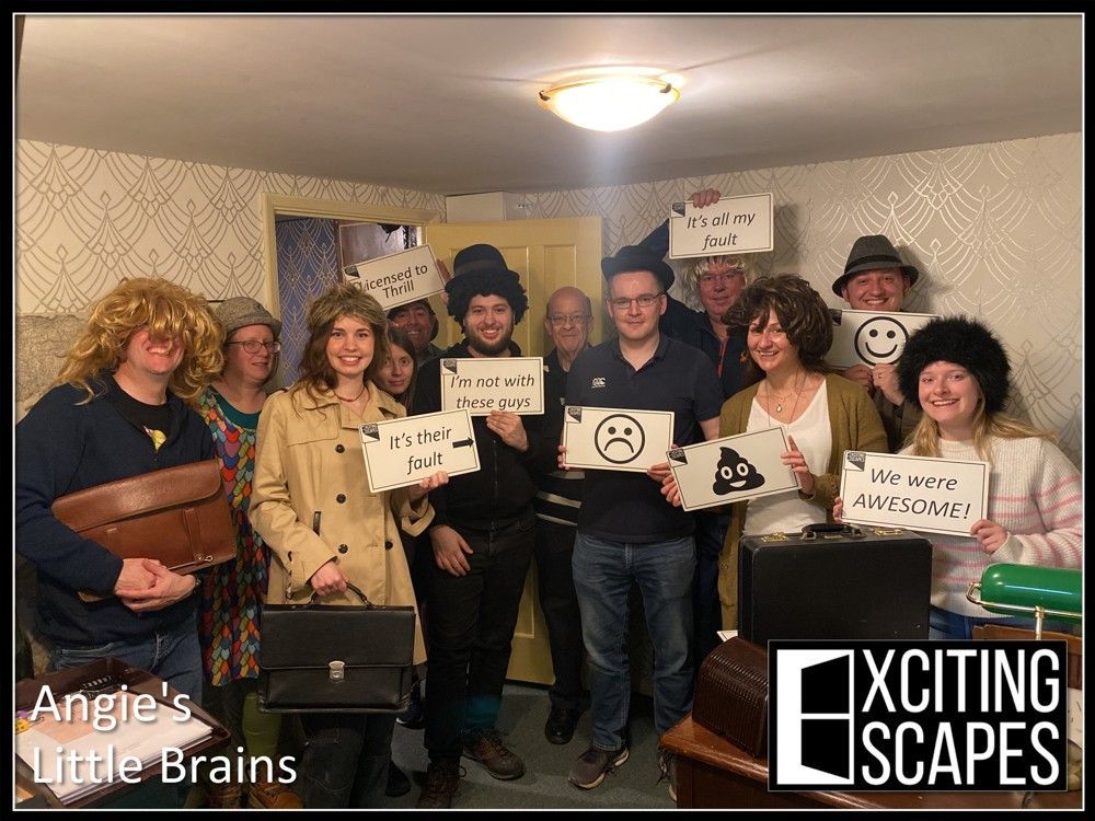 Another BIG thank you to all the teams who played a mission with us in the last week.🌟🕵️ 
Racing against both the clock and the end of April, Nothing can stop these amazing agents!  
Thank you for your playing with us!🌟🕵️ 
#escaperoom #missionsuccess #escapegame #familyfun
